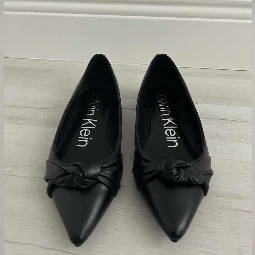 Calvin Klein Pointy Flats, Black